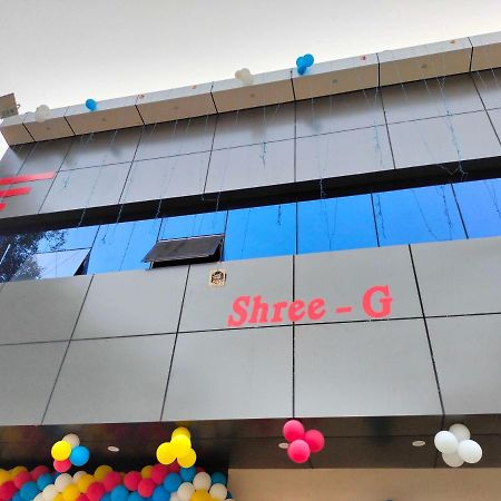 Oyo Shree G Hotel Agra  Buitenkant foto
