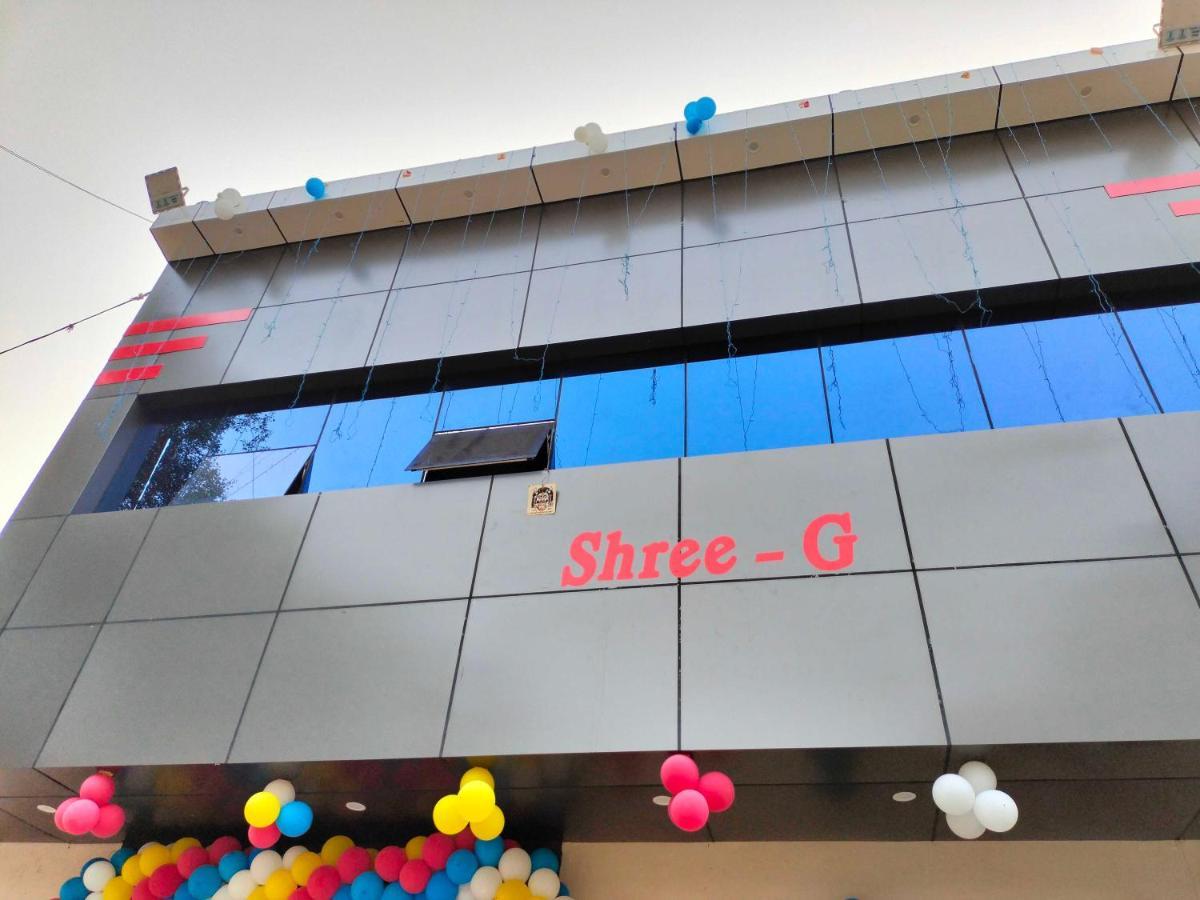 Oyo Shree G Hotel Agra  Buitenkant foto